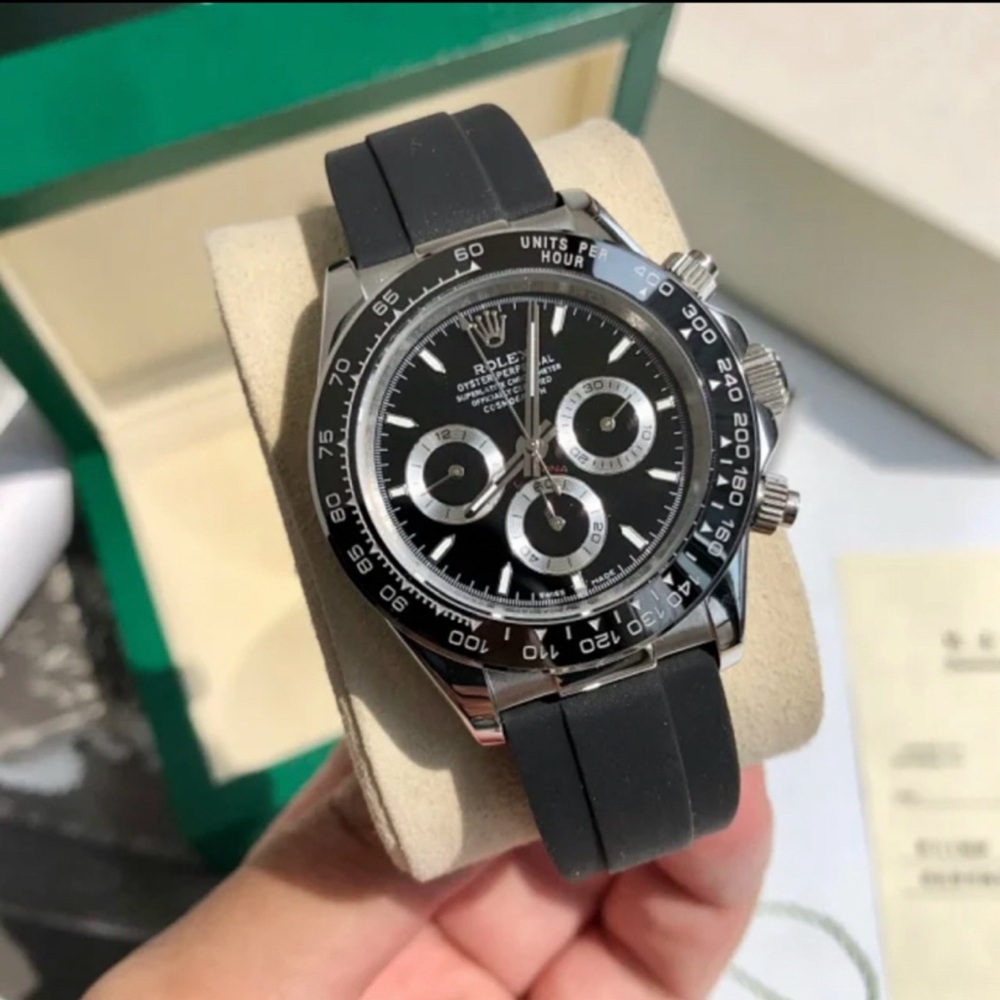 This is a Rolex Cosmograph Daytona WG Silver Dial Oysterflex 116519LN 2022